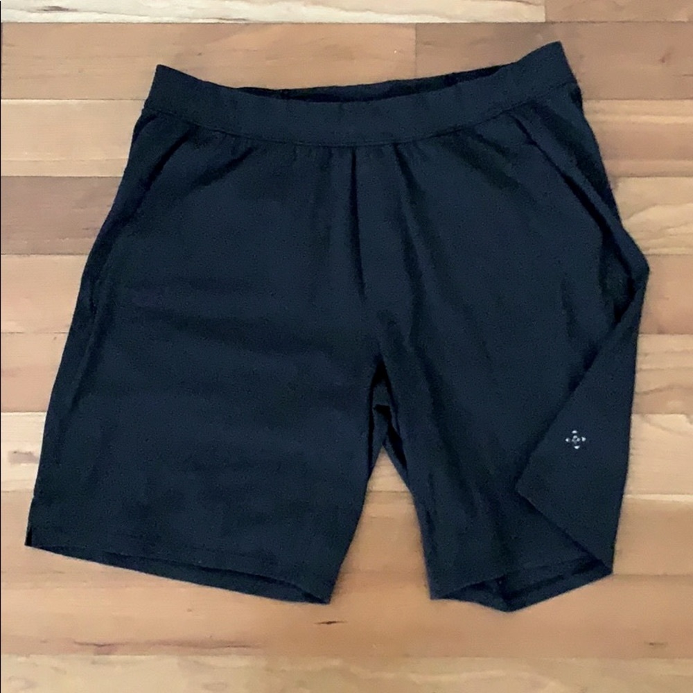 Lululemon shorts linerless size L 9” inseam